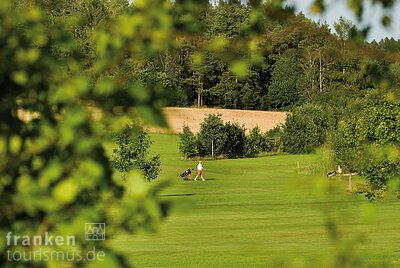 Golfen bei Weidenloh (Fränkische Schweiz)